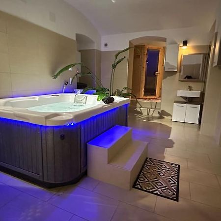 African Paradise With Jacuzzi & Sauna Viyana Dış mekan fotoğraf