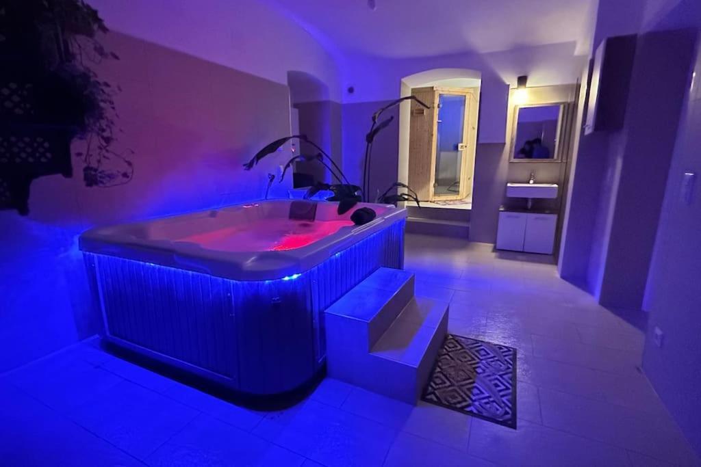 African Paradise With Jacuzzi & Sauna Viyana Dış mekan fotoğraf