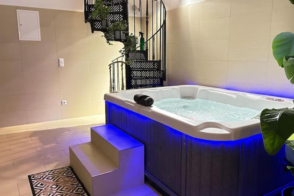 African Paradise With Jacuzzi & Sauna Viyana Dış mekan fotoğraf